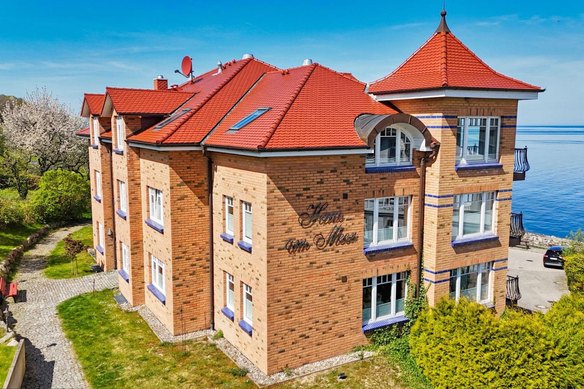 Ferienwohnung Mit Traumhaftem Meerblick - Haus Am Meer Fewo 07 Lohme Bagian luar foto